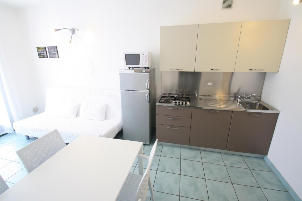 Villa Albaluisa Bibione Zimmer foto